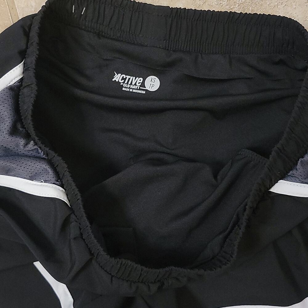 Old Navy Running Shorts XS - Picture 5 of 10